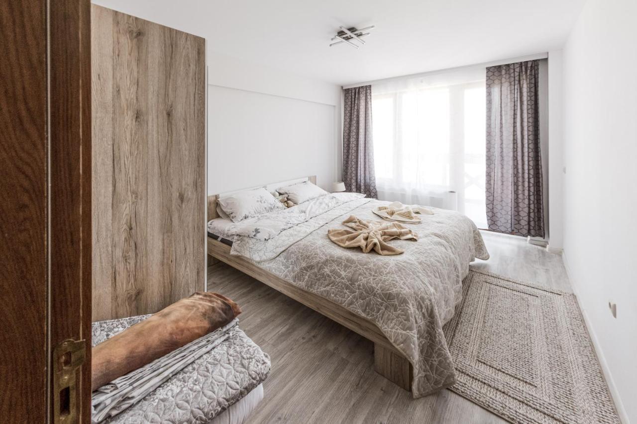 Next To Gondola. Cosy & Elegant 2 Bedroom In Neon Complex Διαμέρισμα