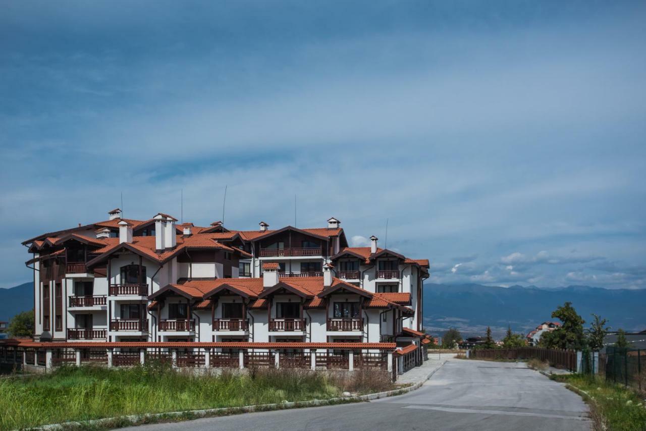 Next To Gondola. Cosy & Elegant 2 Bedroom In Neon Complex דירה *